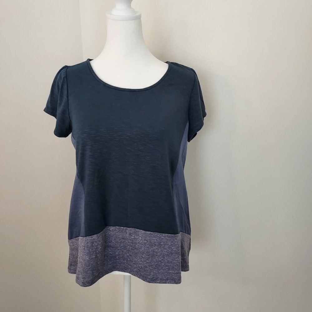 Anthropologie Two-Tone Navy and Heathered Gray Short Sleeve Tee